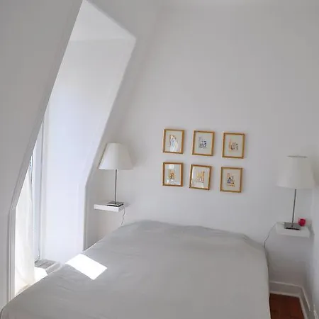 Select And Style: Central Daire *